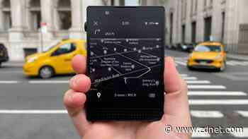 I switched to the premium dumbphone everyone's talking about, and it puts E Ink to shame