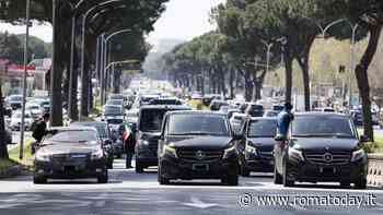 Il Consiglio di Stato dà ragione a Virginia Raggi: sono legittime le restrizioni per gli ncc