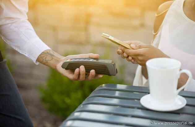 Zwischen Sommer und Winter: die Zeitumstellung auf dem Prüfstand / girocard-Studie über die verlorene Stunde