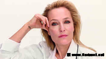 "Age Perfect": Gillian Anderson ist neues Werbegesicht von L'Oréal Paris