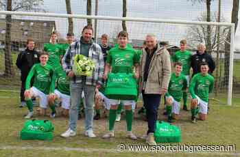 Boom verzorging – Tuin aanleg BvW heeft de JO23-01 van nieuwe sporttassen voorzien
