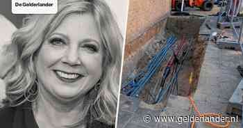 Nieuws van de dag | Loretta Schrijver (68) overleden • Grote brand bij zorginstelling in Tricht