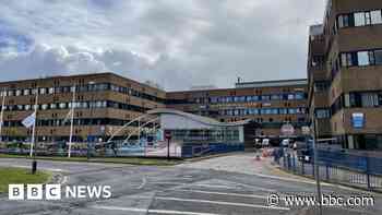 Apology over delay to maternity report publication