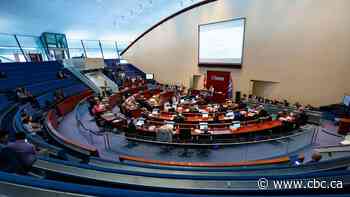 Toronto city council sounds alarm on planned federal cuts to shelter funding program