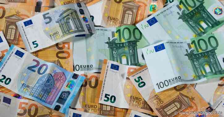 Bankangestellte legt Betrügern das Handwerk