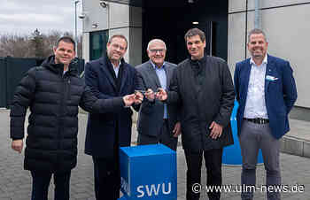 Schlüsselübergabe für neues SWU-Rechenzentrum  - neueste digitale Technik für die Region