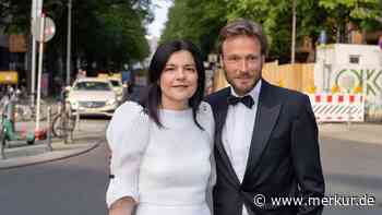 Schauspielerin Jasmin Tabatabai schon seit 16 Jahren verlobt – das steckt dahinter