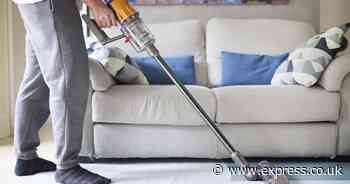 Anyone with a vacuum cleaner urged to avoid 1 common mistake which can ruin appliance
