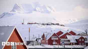Greenlanders prepare for uncomfortable visit from US vice-president