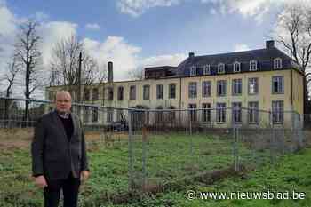 Stad heeft geen zin in aankoop verwaarloosd kasteel: “Deel van onze geschiedenis lijkt verloren te gaan”