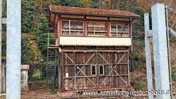 Falls es auf die Gleise stürzt: „Bodyguard“ muss  altes Stellwerk in Calw rund um die Uhr bewachen
