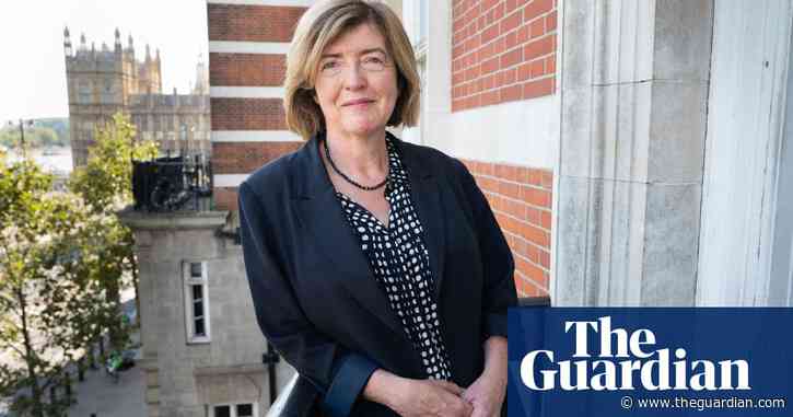 Sue Gray warns No 10 to be careful about cuts to civil service