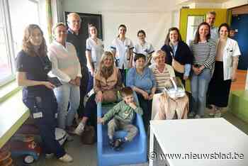 Orde van Roncesvalles schenkt VR-bril aan Sint-Andriesziekenhuis