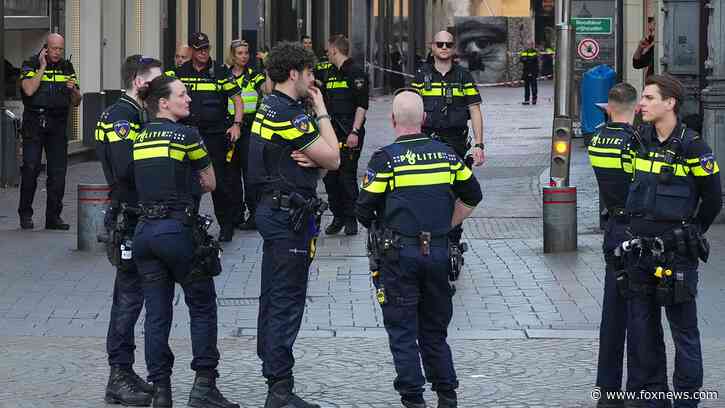 Knife-wielding man injures multiple people in Amsterdam, including 2 Americans