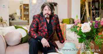 Laurence Llewelyn-Bowen explains what to do with all your unread books