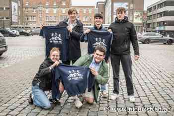 Drie leerlingen kleuren 50 dagen met hun beste plaatjes
