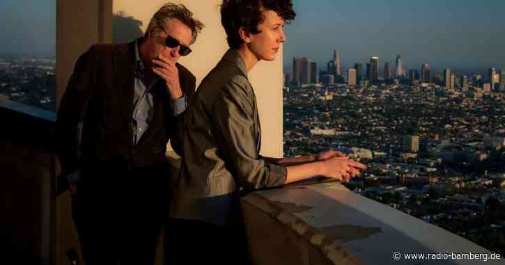 Bryan Ferry und Amelia Barratt: Gesanglos, aber klangvoll