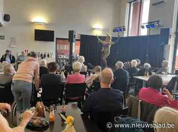 Travestieshow zet lokaal dienstencentrum De Ontmoeting in vuur en vlam: “We gaan op volle toeren”