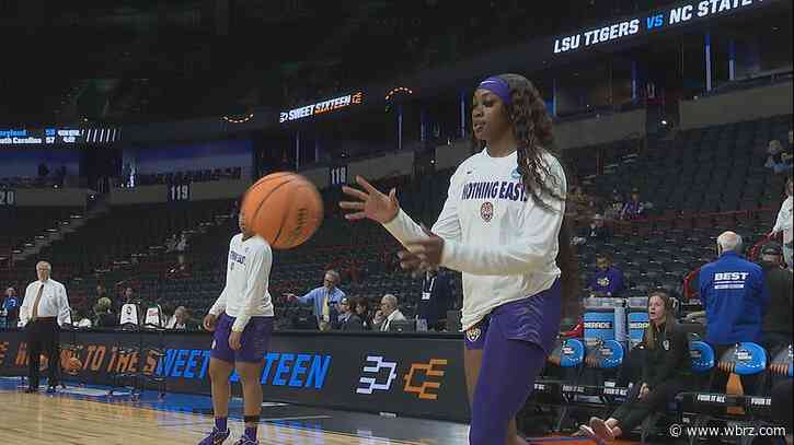 LSU women's basketball wins Sweet 16 game with late flurry