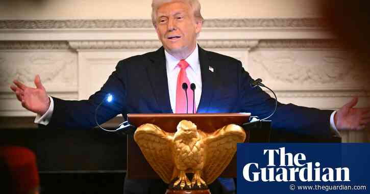 Trump targets another law firm over its ties to Robert Mueller