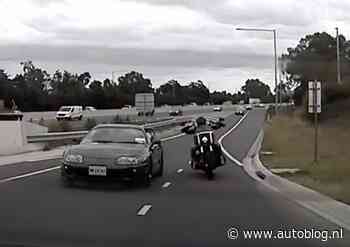 Video: Harley-rijder denkt dat wereld om hem draait