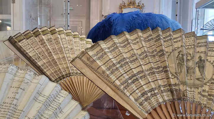 From stages to souvenirs: Fan Museum exhibition looks at ladies theatrical fans