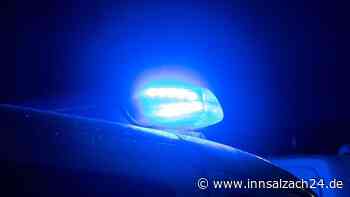 Unfall im Baustellenbereich der A94: Fahrerflucht nach gefährlichem Manöver