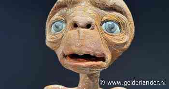 Meter hoge E.T. gaat onder de hamer, moet tussen 6 en 9 ton opbrengen