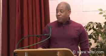 On statewide tour, Mo Green weighs what looming end of the Department of Education could mean