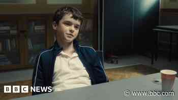 'I've not heard of incel before': Teenager dissects Adolescence with his worried parents