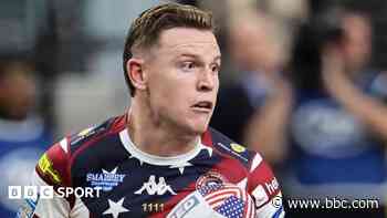 Wigan Warriors full-back Field signs new contract