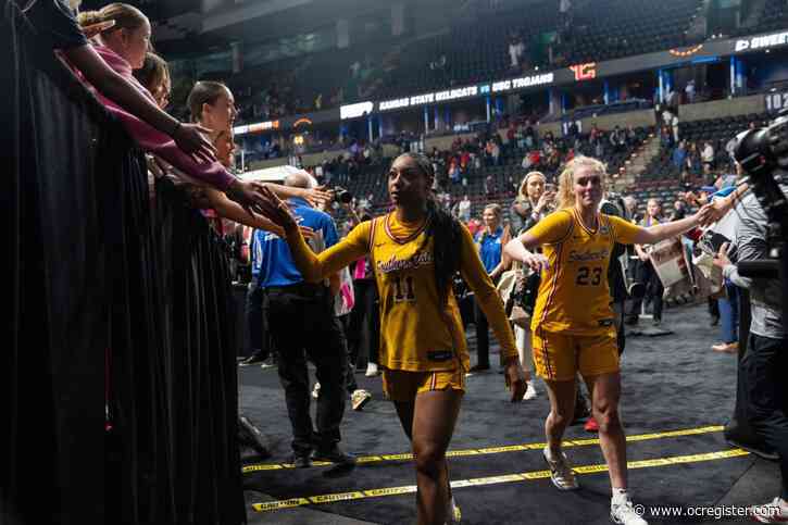 Swanson: USC women going back to Elite Eight thanks to fearless freshmen