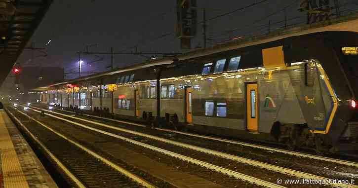 Diciannovenne esce dalla discoteca e sale sul tetto di un treno: muore fulminato