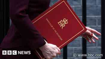 People 'terrified' by benefit reforms - Labour politician