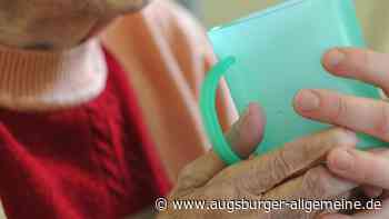Ärger über Pflegekosten: Was darf eine Tasse Brei am Tag kosten?
