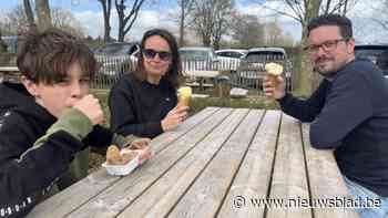 IJsjesmania in Pulle bij start schepseizoen: ”Nergens smaakt het ijs zo romig als in Pulle”
