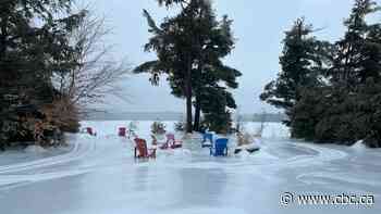 Over 380,000 without power in Ontario as ice storm moves through province