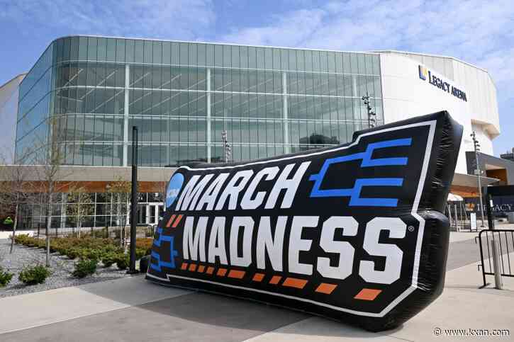 The last perfect bracket in the women's NCAA tournament has fallen; which games busted the most brackets?