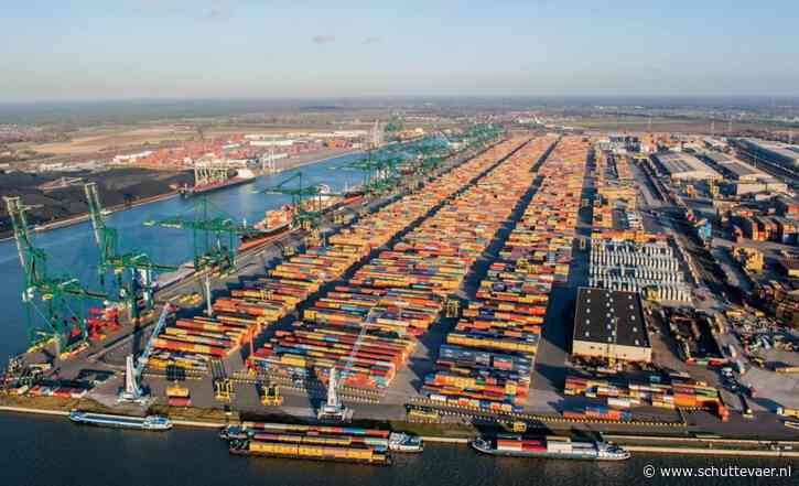 Stakingen in Belgische havens leggen scheepvaart stil