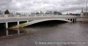 Red flood warning issued for Mersey in Warrington stating flooding is expected