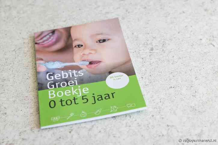 Nieuw boekje moet ouders helpen bij mondverzorging van jonge kinderen