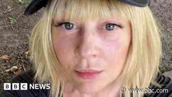 They met for 30 seconds - she then stalked him for four years