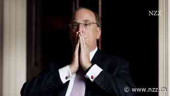 Blackrock-Chef Larry Fink: «Kann Bitcoin den Reservestatus des US-Dollars gefährden?»