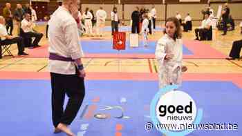 Honderd G-sporters op de mat tijdens karate kampioenschap: “Iedereen moet met een goed gevoel naar huis gaan”