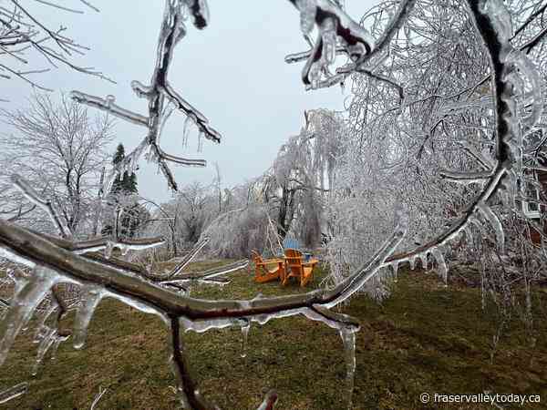 Hundreds of thousands in Ontario still without power on third day of spring storm