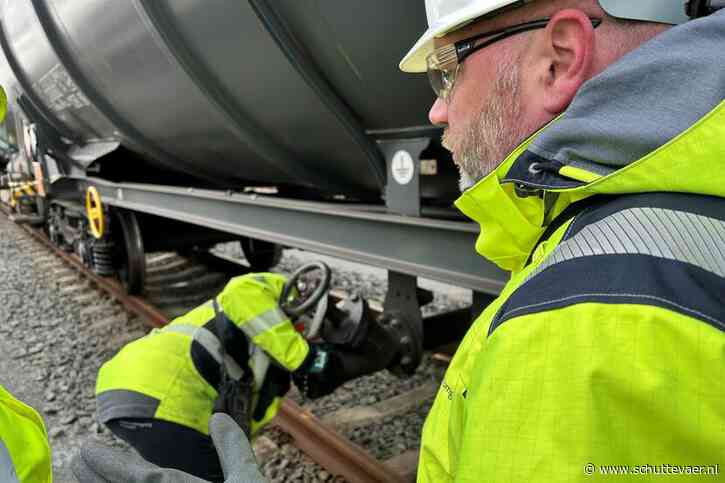 Veel binnenvaartschepen in de fout bij grote ADN-controle van ILT