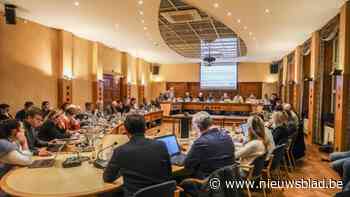 GEMEENTERAAD “Wapenschild nieuwe stad gaat over veel meer dan punten en komma’s”