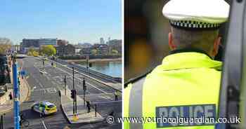 Man arrested after police shut Putney Bridge for hours