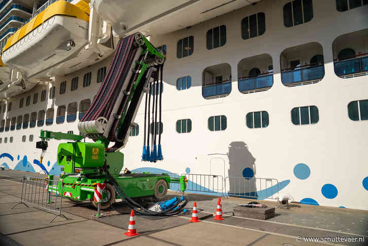 Cruiseschepen in Rotterdam kunnen aan de stekker