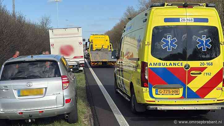 Drukke avondspits door ongelukken op A2 en A58, uren in de file